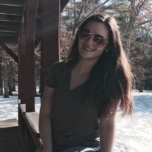 Meet your Posher, Emma